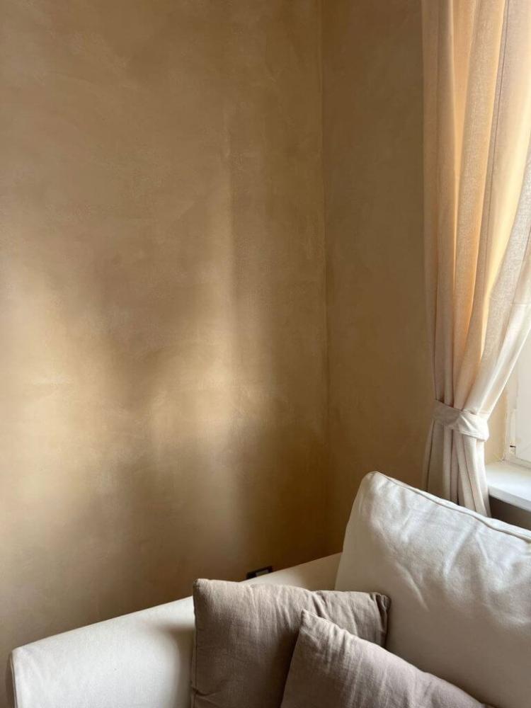 ZUBRA Farbkarte und Limewash Musterdose im Test an der Wand