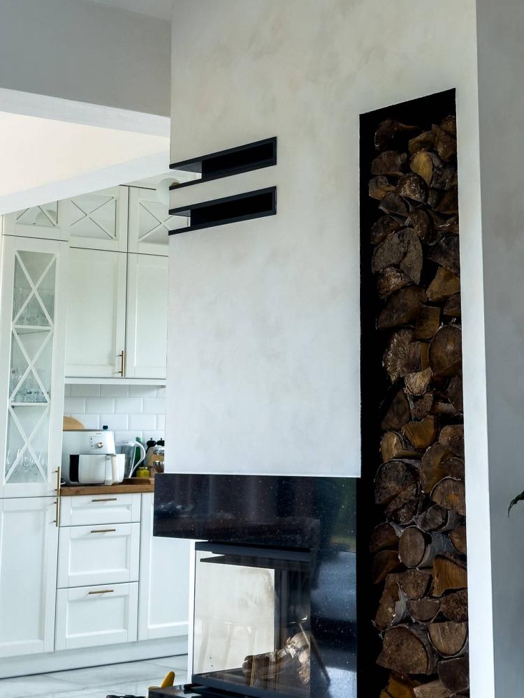 Limewash effect on natural interior wall in warm light